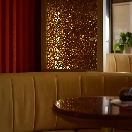 Hotel & Casino